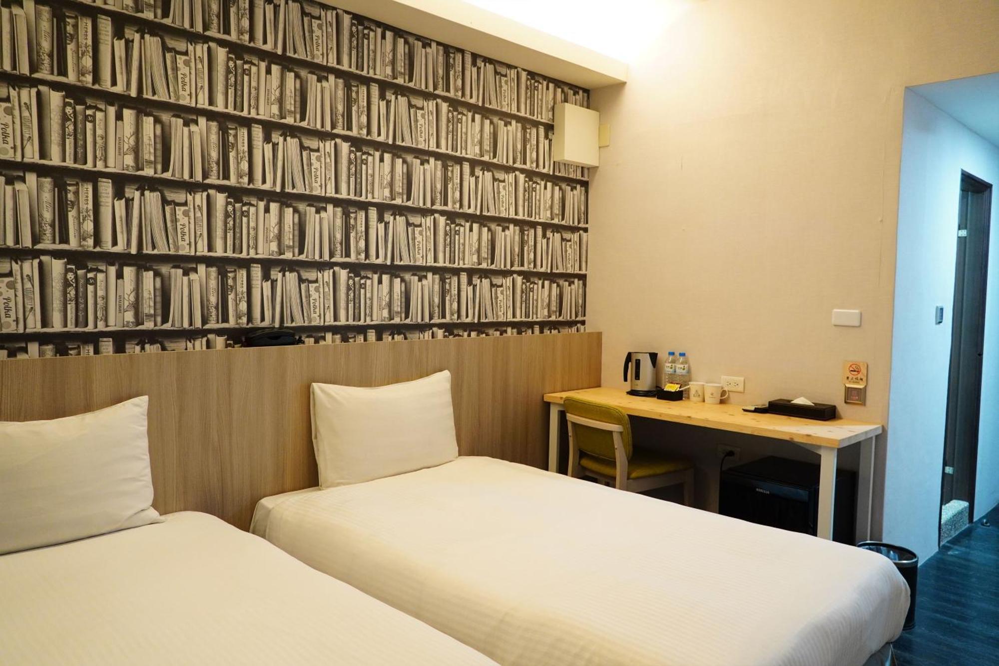 Talmud Hotel Gongyuan Taichung Quarto foto